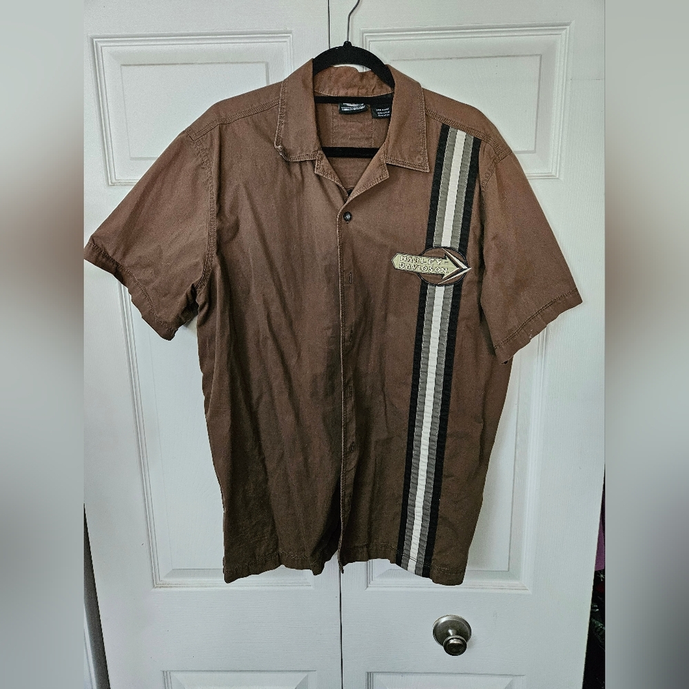 Men's Brown Harley-Davidson Short Sleeve Button Down Shirt with Stripe Detail